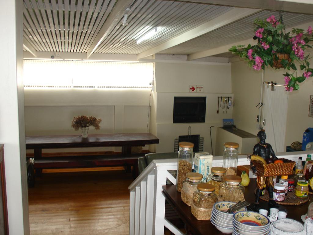 On The Bay Guesthouse Kruisfontein Bagian luar foto