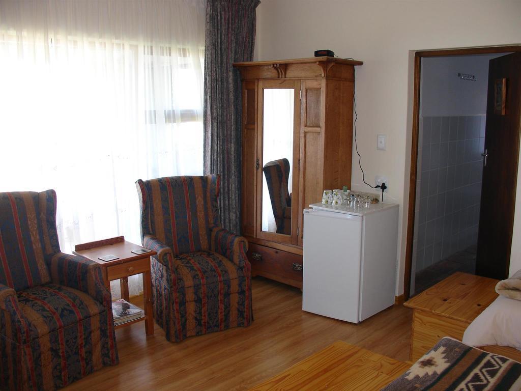 On The Bay Guesthouse Kruisfontein Ruang foto