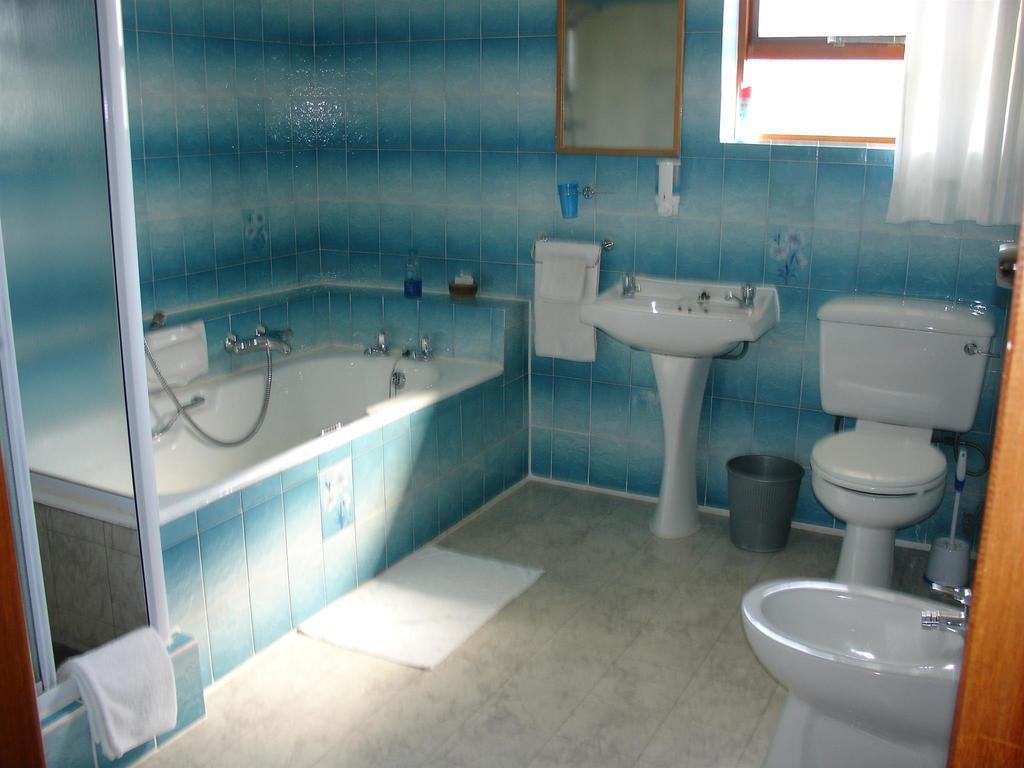 On The Bay Guesthouse Kruisfontein Ruang foto